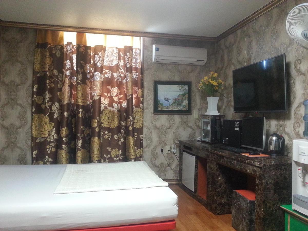Feel Motel Pocheon Exterior photo