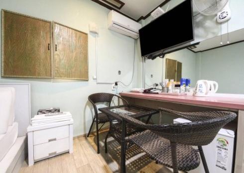 Feel Motel Pocheon Exterior photo