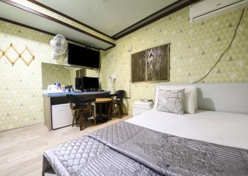 Feel Motel Pocheon Exterior photo